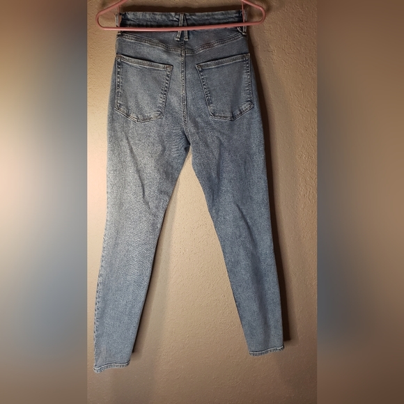 GOOD AMERICAN ANKLE SKINNY JEANS 6 28 LIGHT WASH SUPER STRETCH SEXY BUTT - Picture 2 of 6